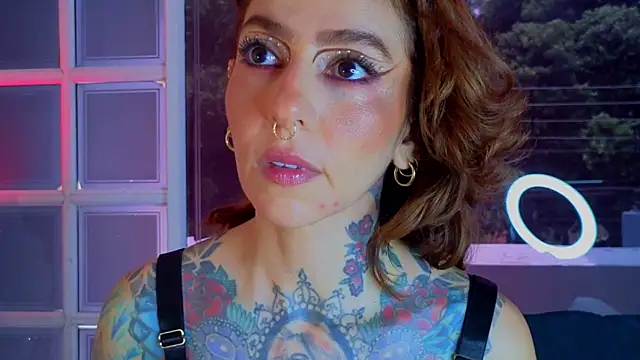Snapshot of Evangelyne_1 chatting on 09-18-25, 03:58 Evangelyne 1 online show from 09-18-25, 03:58