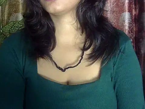 Snapshot of SEXY-MAHI- chatting on 12-12-24, 05:15 SEXY-MAHI- online show from 12-12-24, 05:15