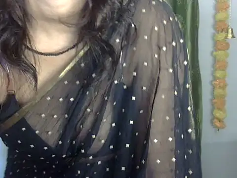 Snapshot of SEXY-MAHI- chatting on 12-20-24, 04:04 SEXY-MAHI- online show from 12-20-24, 04:04