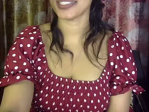 Snapshot of SEXY-MAHI- chatting on 02-11-25, 06:33 SEXY-MAHI- online show from 02-11-25, 06:33