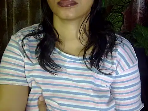 Snapshot of SEXY-MAHI- chatting on 03-22-25, 07:09 SEXY-MAHI- online show from 03-22-25, 07:09