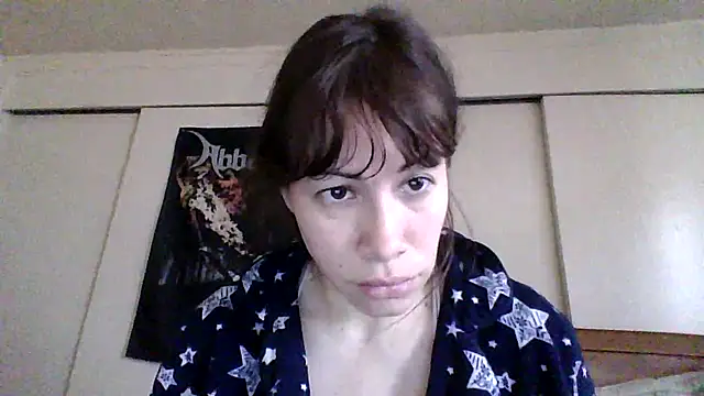 Snapshot of petitedoll29 chatting on 12-13-24, 08:15 petitedoll29 online show from 12-13-24, 08:15