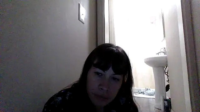 Snapshot of petitedoll29 chatting on 11-19-25, 08:09 petitedoll29 online show from 11-19-25, 08:09