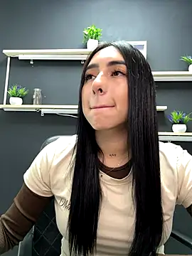 isabella jade online show from 11-17-25, 01:06