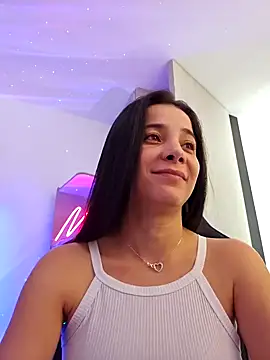 Snapshot of miaeyes chatting on 01-17-25, 02:07 miaeyes online show from 01-17-25, 02:07