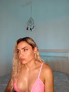 ASHLEY BLAIR online show from 12-18-24, 06:25