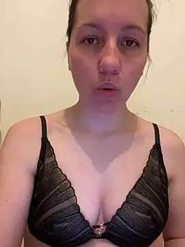 Nicole-Ray online show from 04-09-26, 06:35