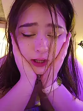 Snapshot of Yammy_Yumi chatting on 01-05-26, 05:27 Yammy Yumi online show from 01-05-26, 05:27