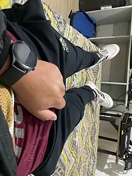 Snapshot of elvis0966 chatting on 02-22-25, 03:12 elvis0966 online show from 02-22-25, 03:12