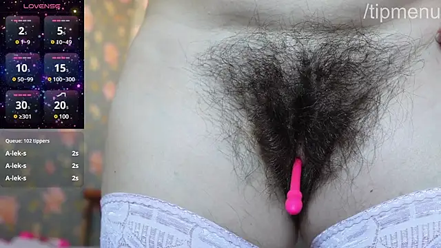 Snapshot of SophieBush chatting on 02-22-25, 10:51 SophieBush online show from 02-22-25, 10:51