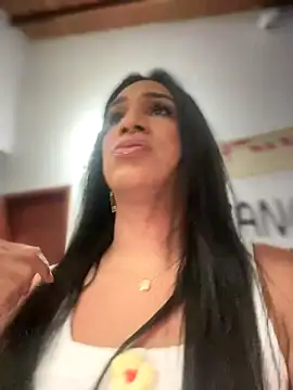 Ashly Miller online show from 10-15-25, 08:09