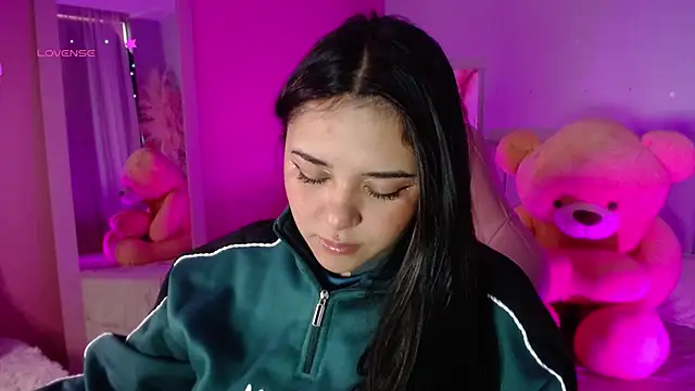 Snapshot of kim_blake chatting on 01-04-25, 07:55 kim blake online show from 01-04-25, 07:55