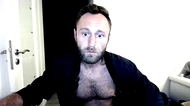 geilehure26 online show from 09-16-25, 07:04