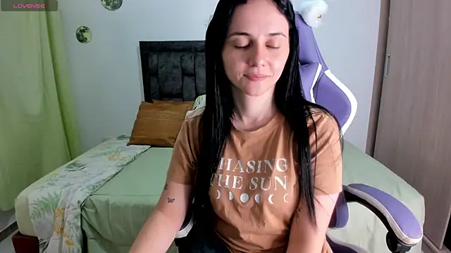 lucia s1 online show from 06-17-26, 10:10