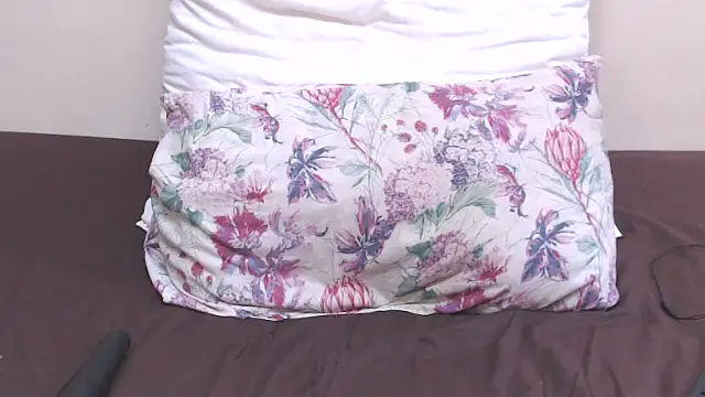 hottychubbygirl online show from 02-05-25, 12:06