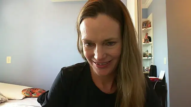 Annylove1 online show from 09-18-25, 03:47