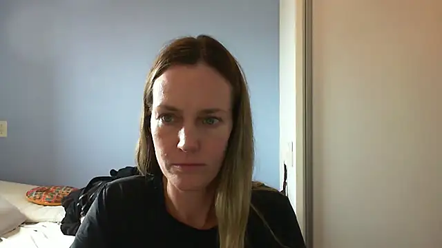 Annylove1 online show from 10-15-25, 03:45