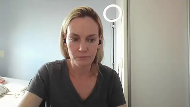 Annylove1 online show from 02-13-26, 04:47