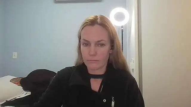Snapshot of Annylove1 chatting on 05-26-26, 12:23 Annylove1 online show from 05-26-26, 12:23