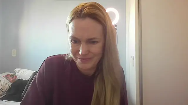 Snapshot of Annylove1 chatting on 06-22-26, 12:02 Annylove1 online show from 06-22-26, 12:02