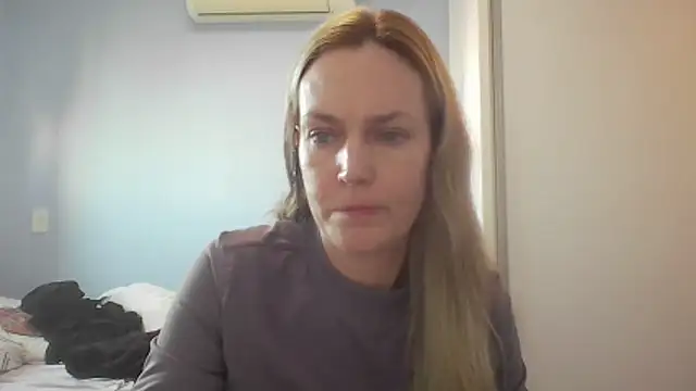 Snapshot of Annylove1 chatting on 06-29-26, 10:48 Annylove1 online show from 06-29-26, 10:48