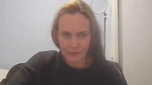 Snapshot of Annylove1 chatting on 07-14-26, 12:35 Annylove1 online show from 07-14-26, 12:35