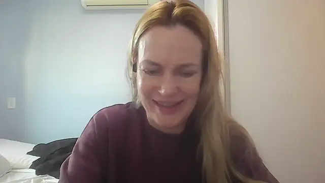 Snapshot of Annylove1 chatting on 07-14-26, 10:54 Annylove1 online show from 07-14-26, 10:54