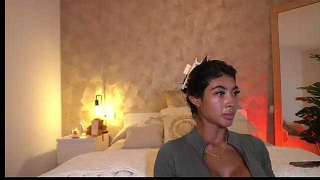 Snapshot of KalaBeckett_ chatting on 07-28-26, 12:01 KalaBeckett online show from 07-28-26, 12:01