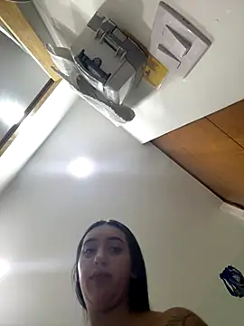 Hannahoff online show from 10-19-25, 04:13