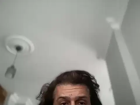 Snapshot of ALPHANDRE chatting on 10-23-25, 06:13 ALPHANDRE online show from 10-23-25, 06:13