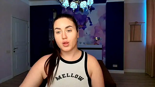 Roxie Bradley online show from 01-22-25, 11:01