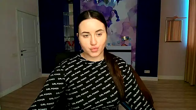 Roxie Bradley online show from 01-31-25, 07:39