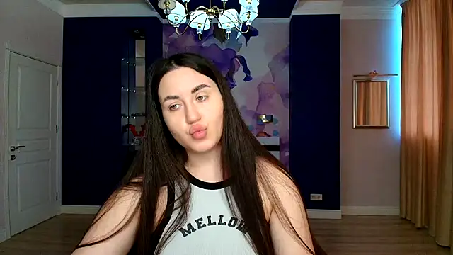 Roxie Bradley online show from 02-10-25, 06:53