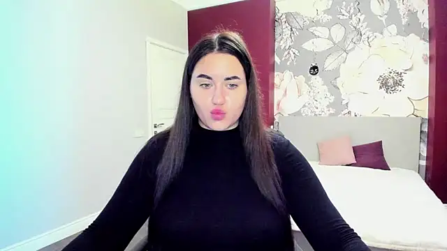 Roxie Bradley online show from 10-21-25, 05:41