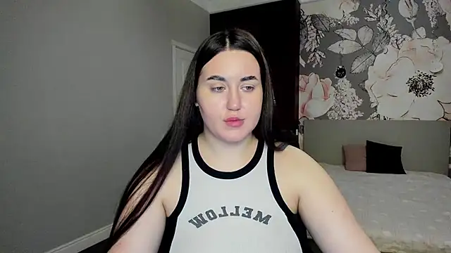 Roxie Bradley online show from 01-15-26, 06:51