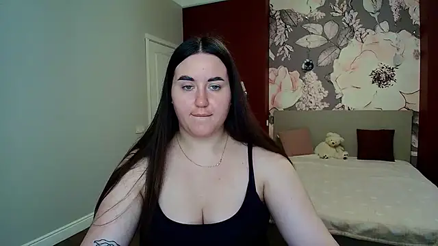 Snapshot of Roxie_Bradley chatting on 07-29-26, 05:38 Roxie Bradley online show from 07-29-26, 05:38