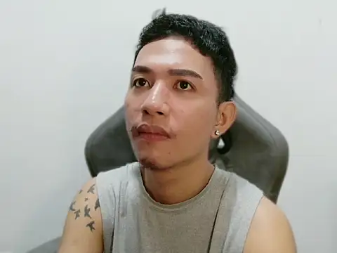 xlovercum online show from 02-11-26, 08:41