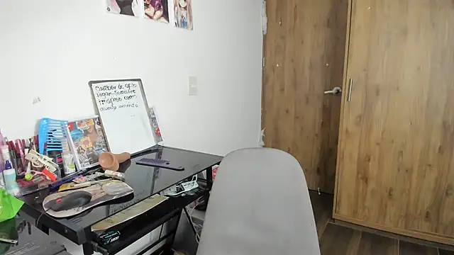 charlott7 online show from 02-15-25, 01:31