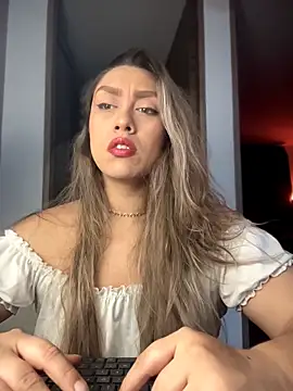 Im sophiie online show from 03-01-26, 06:48