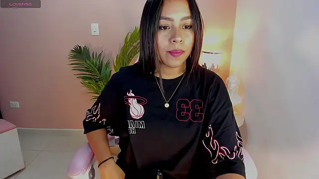 Ciara8 online show from 10-21-25, 07:25