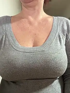 Snapshot of sweetmystery1 chatting on 01-23-25, 05:31 sweetmystery1 online show from 01-23-25, 05:31