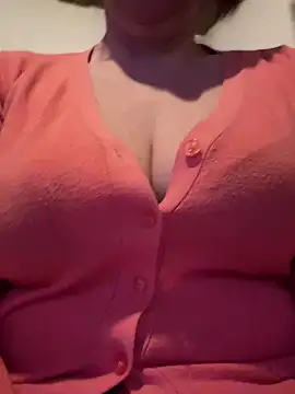 Snapshot of sweetmystery1 chatting on 02-25-25, 05:36 sweetmystery1 online show from 02-25-25, 05:36