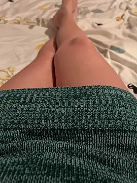 Snapshot of sweetmystery1 chatting on 03-10-25, 07:07 sweetmystery1 online show from 03-10-25, 07:07