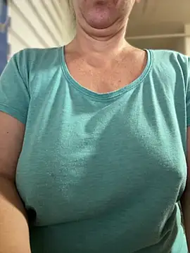 Snapshot of sweetmystery1 chatting on 11-29-25, 02:53 sweetmystery1 online show from 11-29-25, 02:53