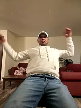 marhi32 online show from 11-19-25, 01:44