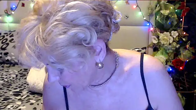 HappyWomanOn online show from 11-13-25, 08:08