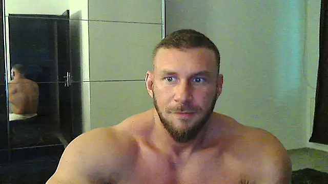Snapshot of muscularkevin chatting on 10-30-25, 02:29 muscularkevin online show from 10-30-25, 02:29