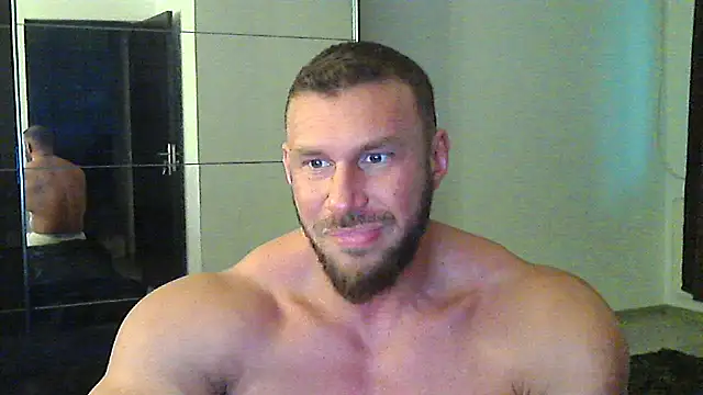 Snapshot of muscularkevin chatting on 11-03-25, 02:18 muscularkevin online show from 11-03-25, 02:18