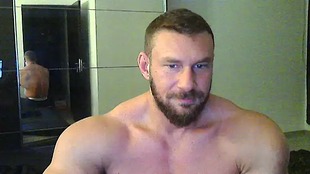 Snapshot of muscularkevin chatting on 12-04-25, 04:22 muscularkevin online show from 12-04-25, 04:22
