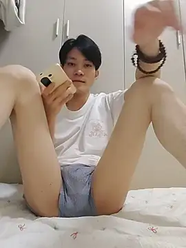 kennyassss online show from 06-18-26, 03:05